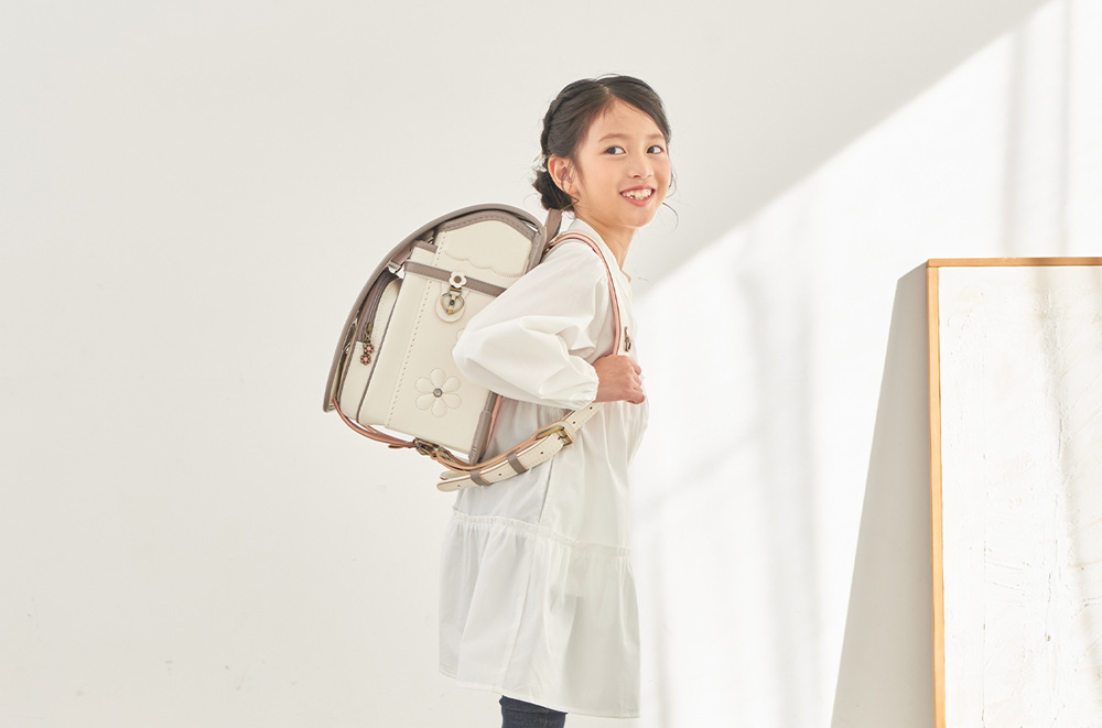 クリーム・ベージュのランドセルから選ぶ